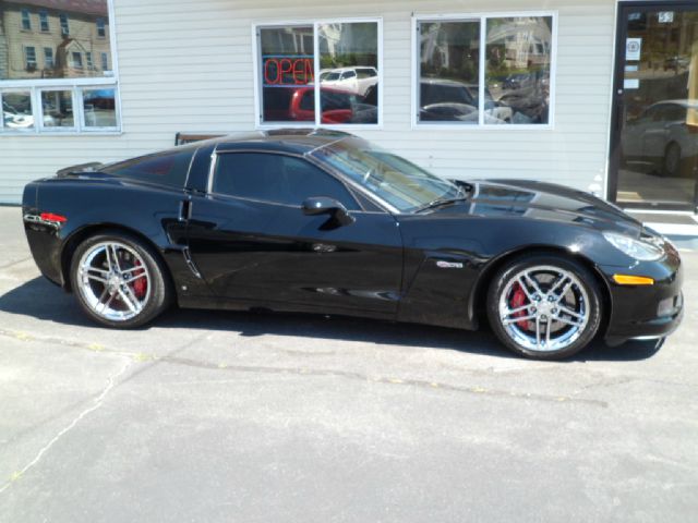 Chevrolet Corvette 2006 photo 4