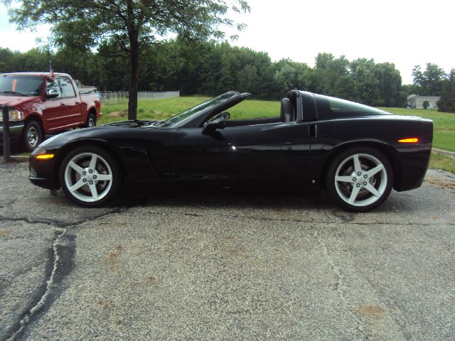 Chevrolet Corvette 2006 photo 2