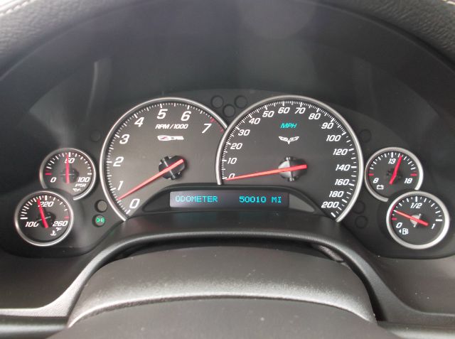 Chevrolet Corvette 2008 photo 2