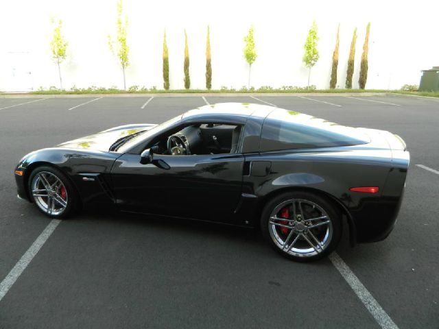Chevrolet Corvette 2008 photo 2