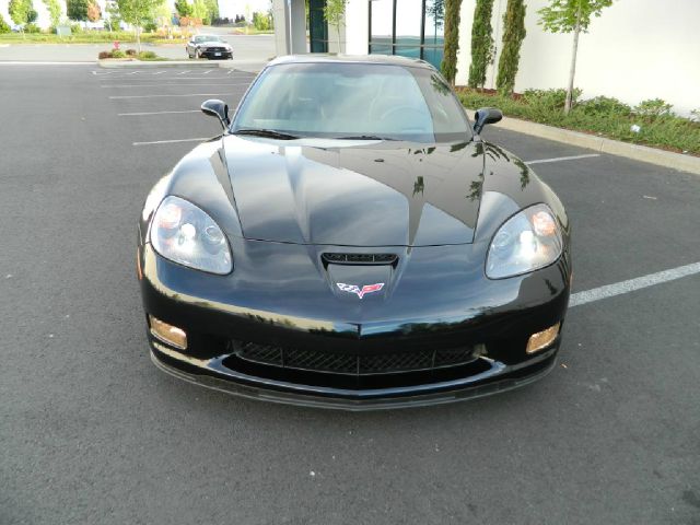 Chevrolet Corvette 2008 photo 3