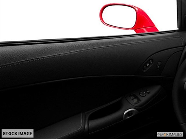 Chevrolet Corvette 2011 photo 4