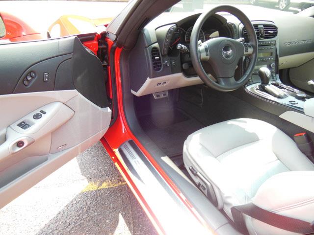 Chevrolet Corvette 2011 photo 6