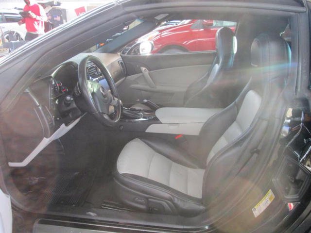 Chevrolet Corvette 2011 photo 1