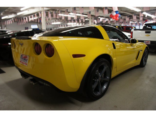 Chevrolet Corvette 2011 photo 3