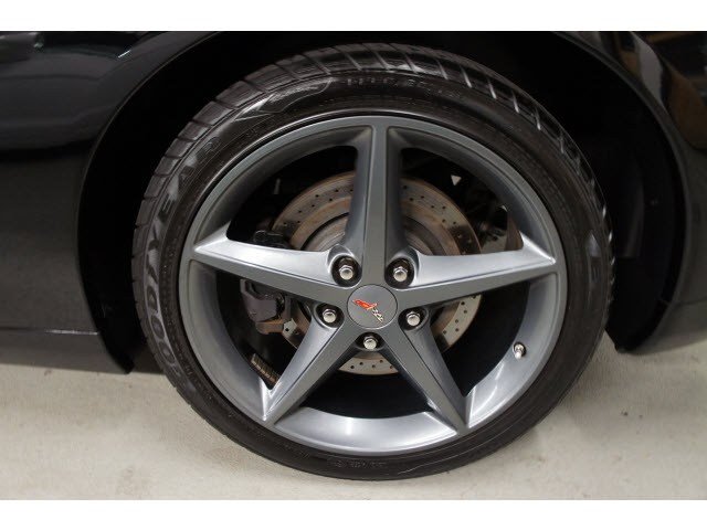 Chevrolet Corvette 2011 photo 4