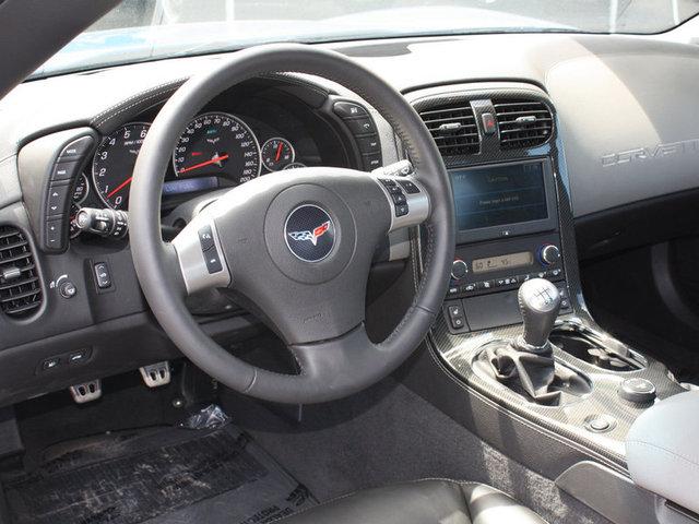 Chevrolet Corvette 2011 photo 3