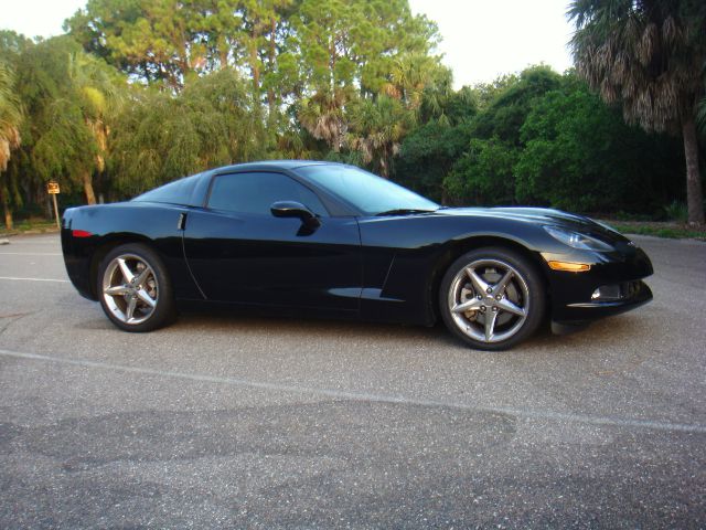 Chevrolet Corvette 2011 photo 3