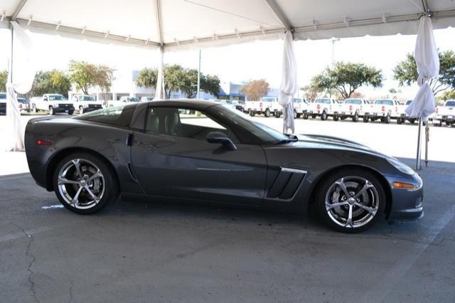 Chevrolet Corvette 2011 photo 5
