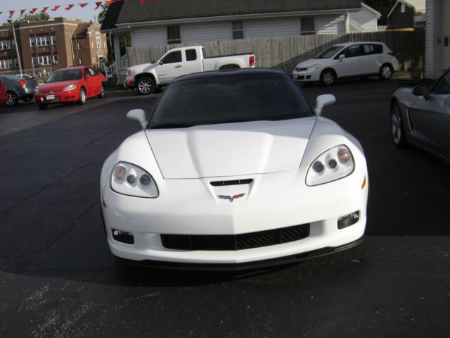 Chevrolet Corvette 2011 photo 3