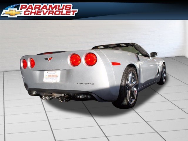 Chevrolet Corvette 2011 photo 2