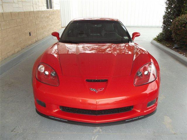 Chevrolet Corvette 2012 photo 1