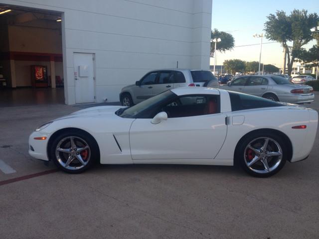 Chevrolet Corvette 2012 photo 2
