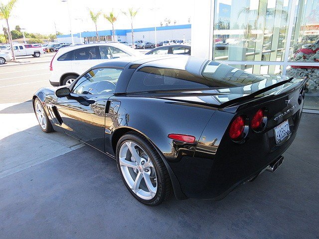 Chevrolet Corvette 2013 photo 2