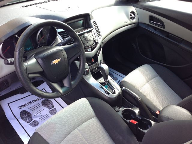 Chevrolet Cruze 2011 photo 3