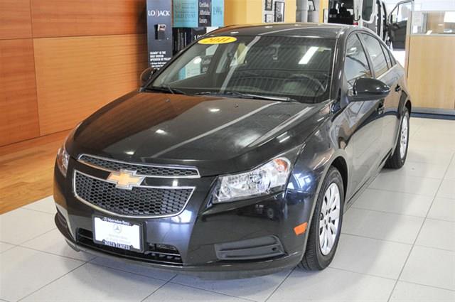 Chevrolet Cruze 2011 photo 3