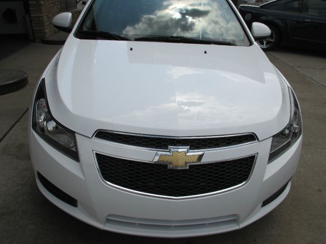 Chevrolet Cruze 2011 photo 3