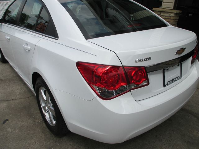 Chevrolet Cruze 2011 photo 4