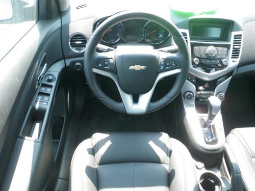 Chevrolet Cruze 2011 photo 3