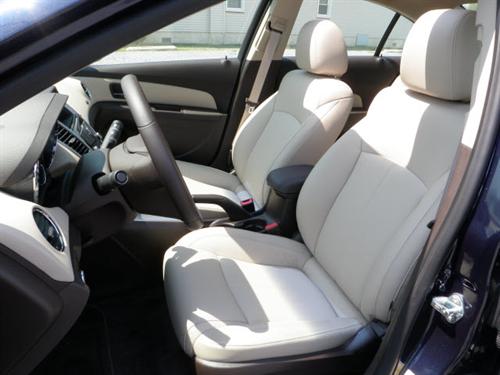 Chevrolet Cruze 2011 photo 4