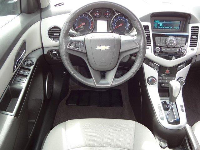 Chevrolet Cruze 2011 photo 1