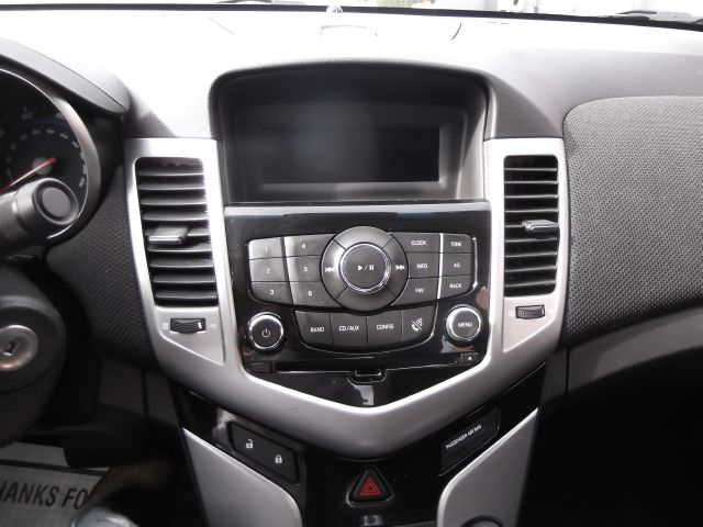 Chevrolet Cruze 2011 photo 12