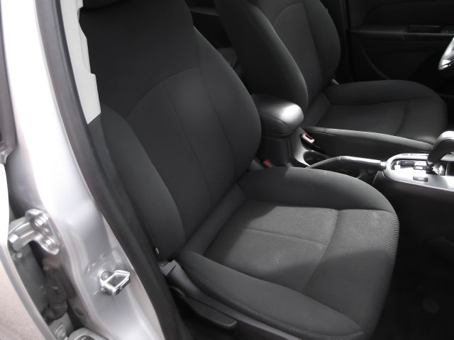 Chevrolet Cruze 2011 photo 19