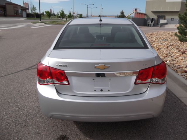Chevrolet Cruze 2011 photo 3