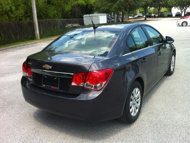 Chevrolet Cruze 2011 photo 17