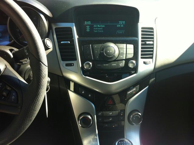 Chevrolet Cruze 2011 photo 24