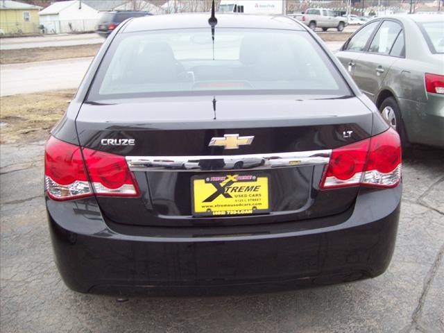 Chevrolet Cruze 2011 photo 3