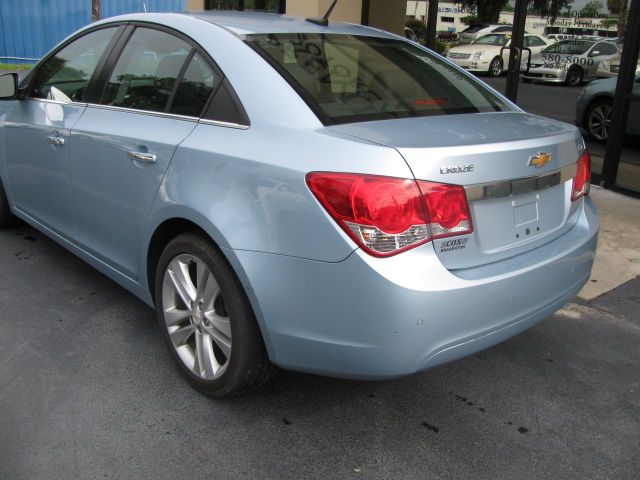 Chevrolet Cruze 2011 photo 2