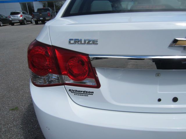 Chevrolet Cruze 2011 photo 10