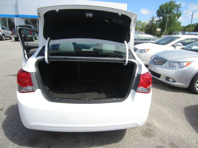 Chevrolet Cruze 2011 photo 15