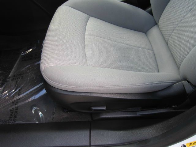 Chevrolet Cruze 2011 photo 17