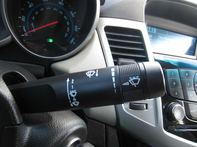 Chevrolet Cruze 2011 photo 21