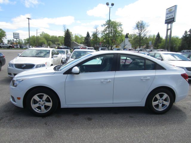 Chevrolet Cruze 2011 photo 24