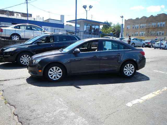 Chevrolet Cruze 2011 photo 3