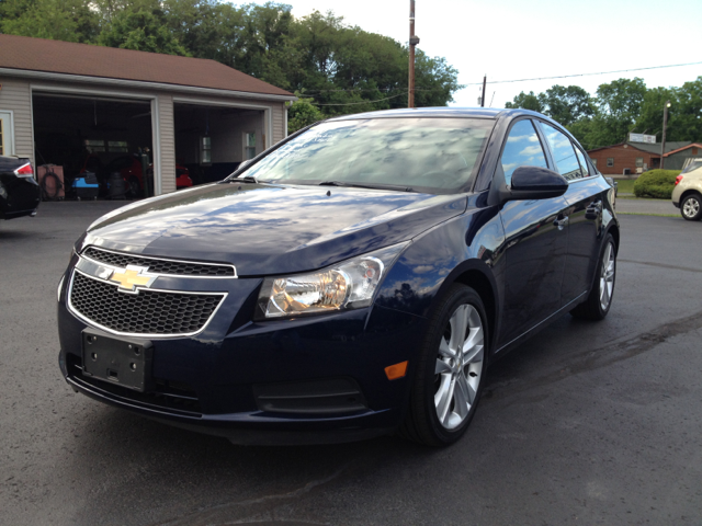 Chevrolet Cruze SLE SLT WT Sedan