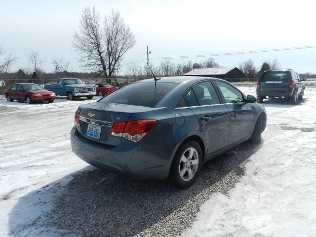 Chevrolet Cruze 2012 photo 2