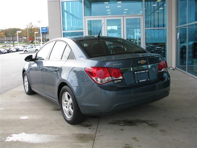 Chevrolet Cruze 2012 photo 3
