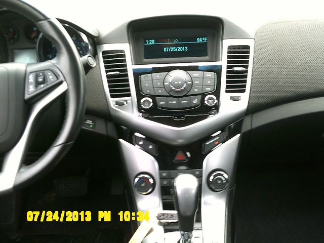 Chevrolet Cruze 2012 photo 3