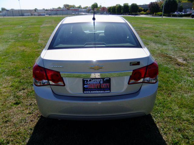 Chevrolet Cruze 2012 photo 3