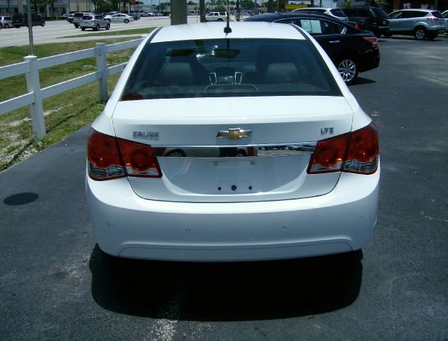 Chevrolet Cruze CREW CAB XLT Diesel Sedan