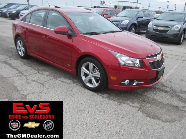 Chevrolet Cruze 4.6L V8 RWD Unspecified