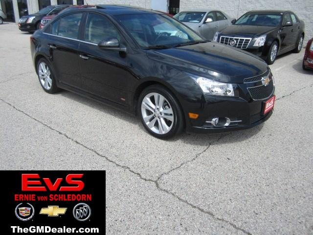 Chevrolet Cruze 4.6L V8 RWD Unspecified