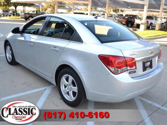 Chevrolet Cruze 2012 photo 2