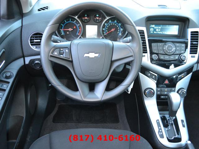 Chevrolet Cruze 2012 photo 3