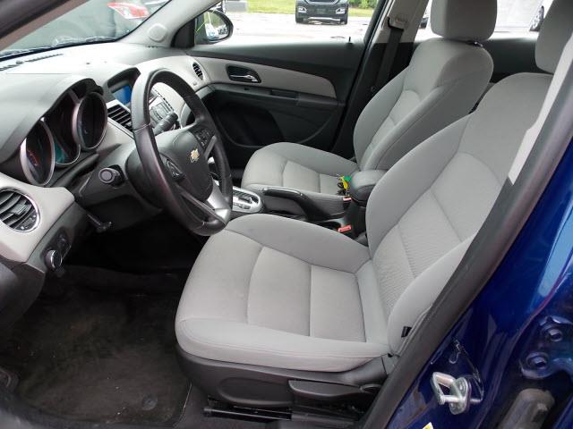 Chevrolet Cruze 2012 photo 2