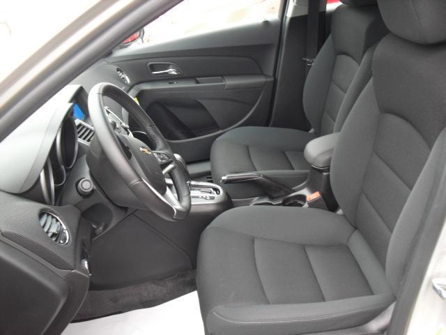 Chevrolet Cruze 2012 photo 2